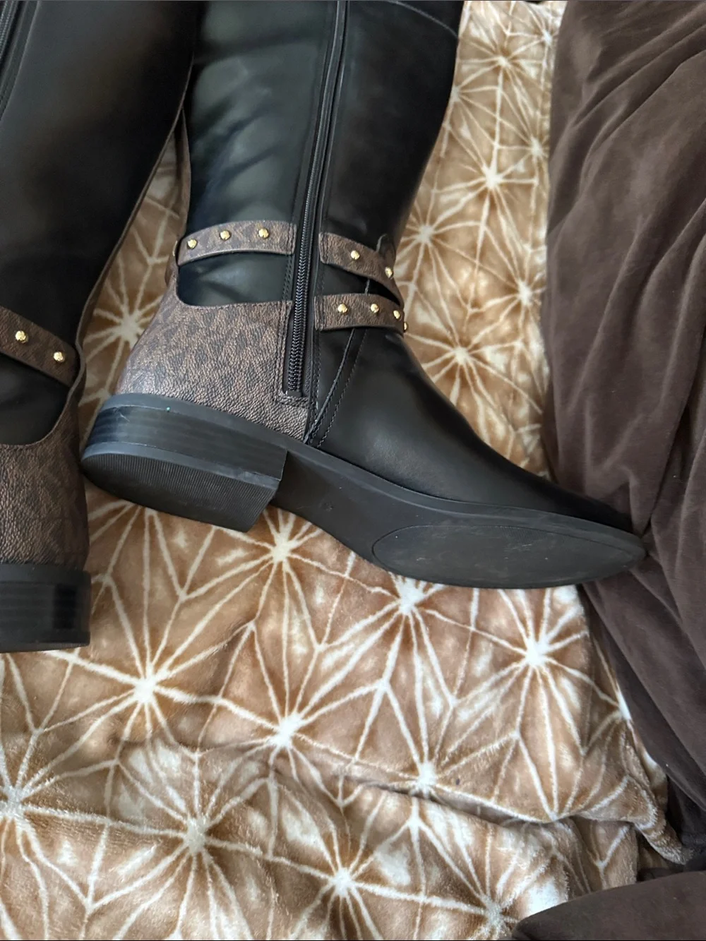 MICHAEL KORS black and brown Boots size 9